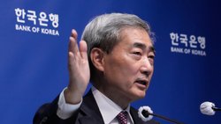 South Korea's central bank hikes rate for 1st time since 2023 to curb inflation, debt