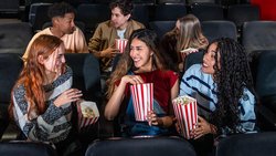 YouTube, IA et neurodiversité : comment Gen Z et Gen Alpha réinventent le récit
